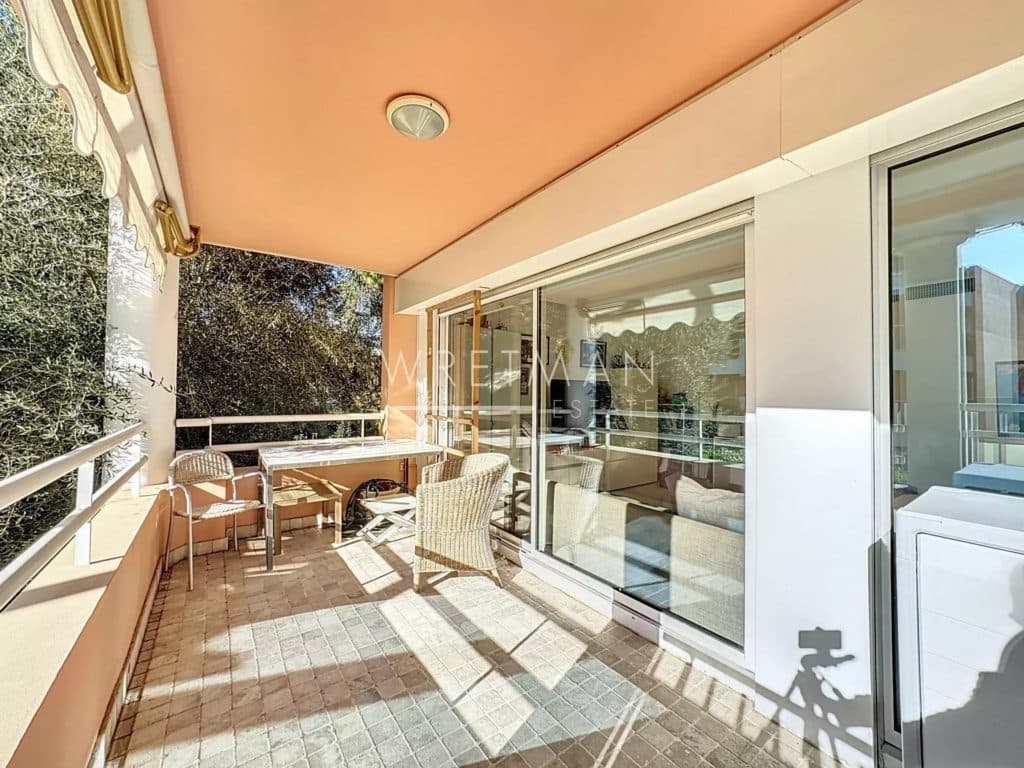 Apartment – 2-bedroom apartment in Ilette, Antibes — photo 1