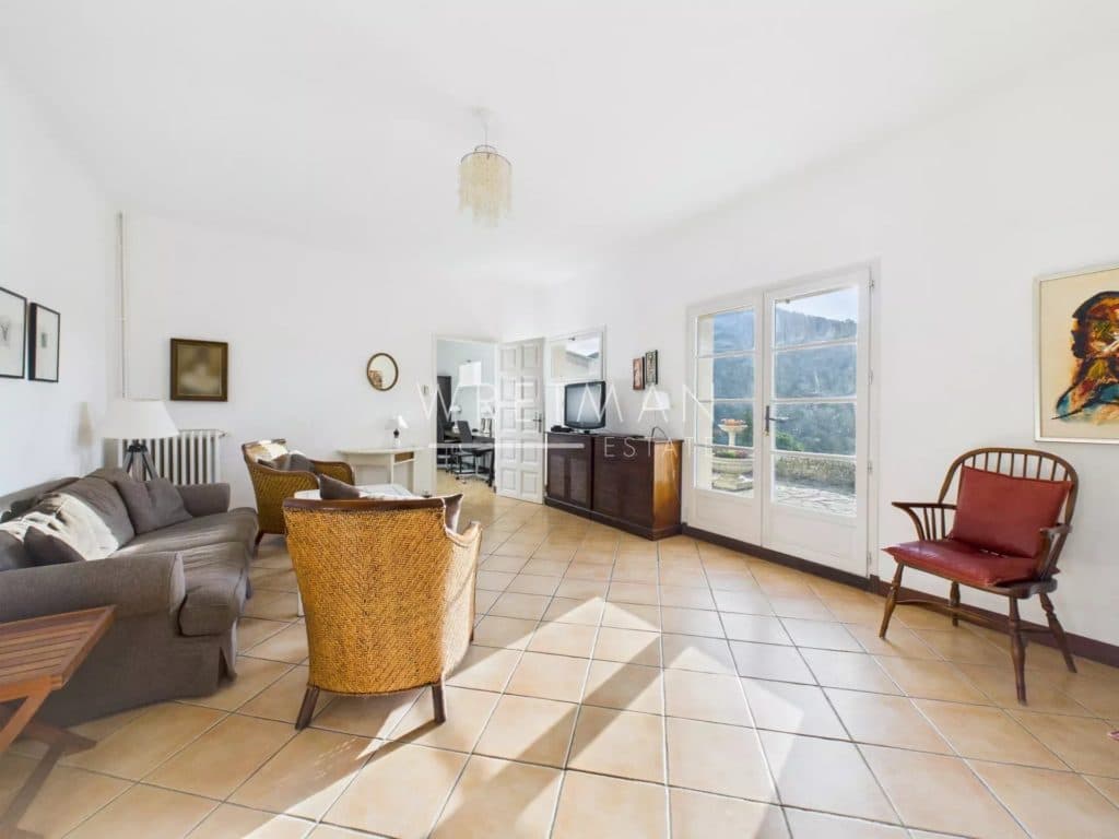 House with magnificent view walking distance to the village – Bargemon — photo 1