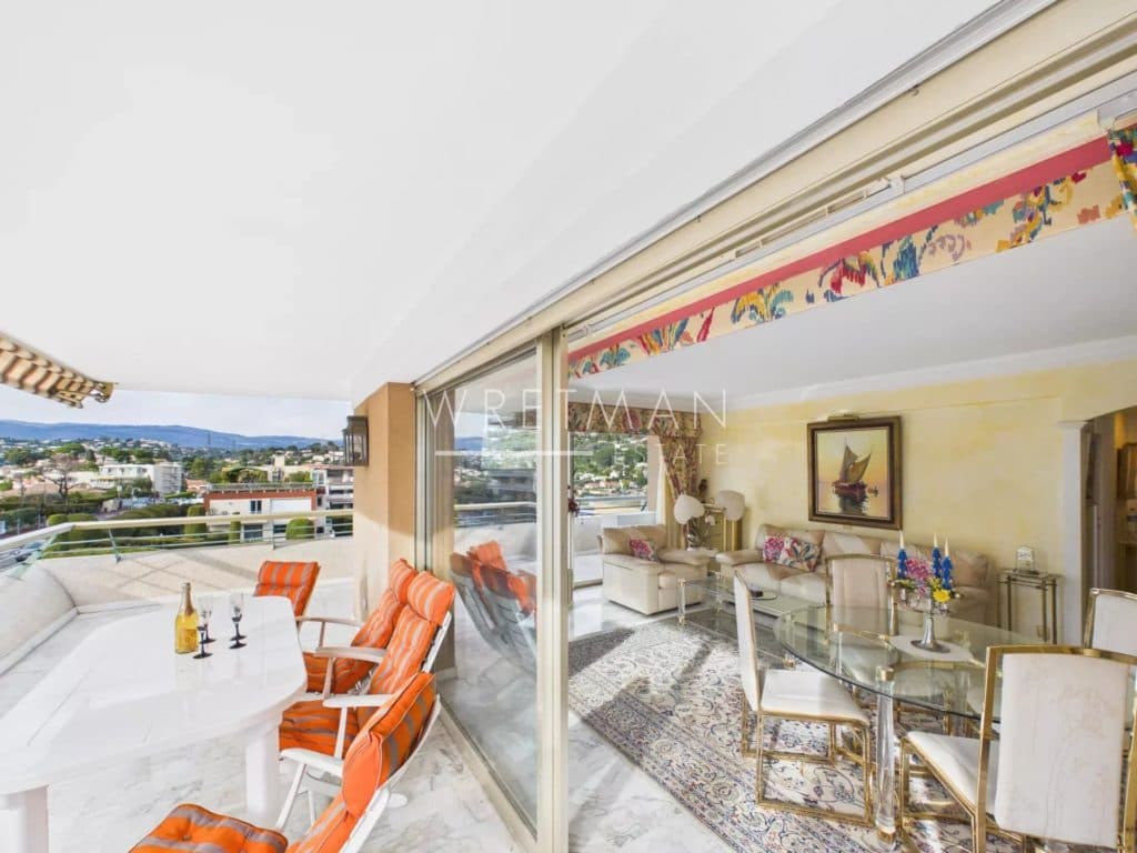 2-room apartment with sea view in luxury residence with swimming pool – Le Cannet — photo 1