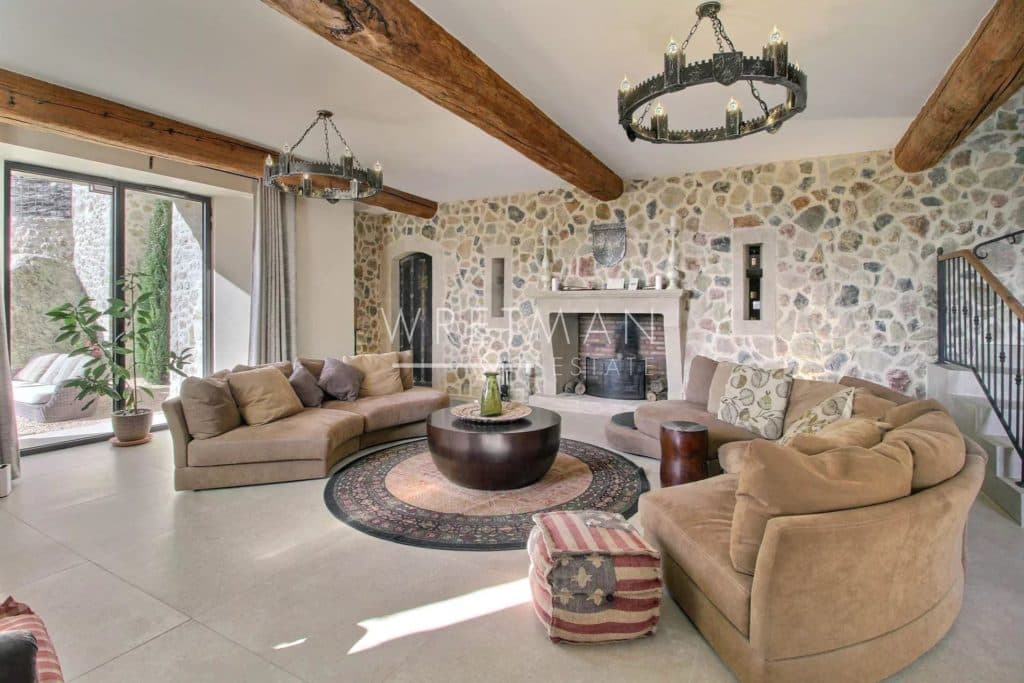 Renovated property – Tourrettes — photo 1