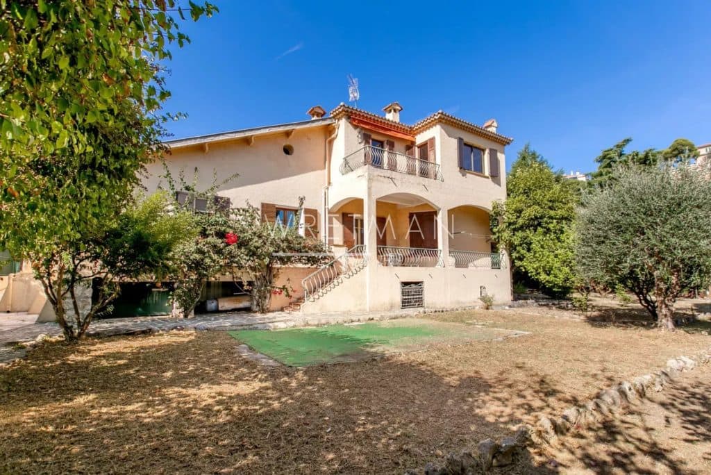 Provençal villa to renovate with great potential – Villefranche-sur-Mer — photo 1