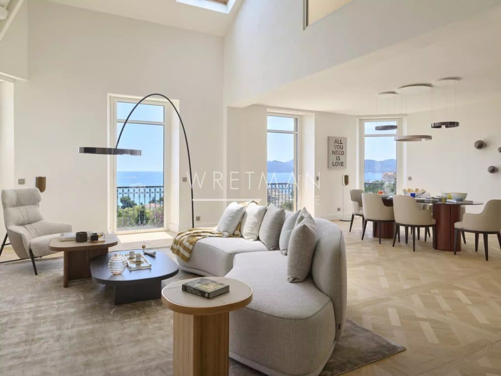Elegant Belle Époque Duplex with Panoramic Views – Cannes — photo 1