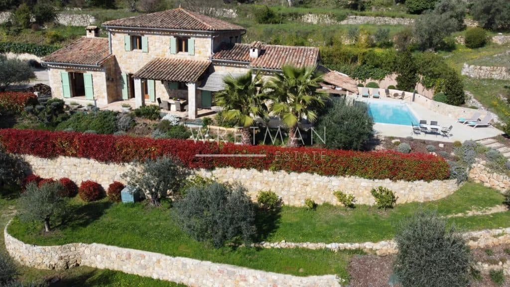 Beautiful Stone Bastide with Olive Grove and stunning views of Village – Fayence — photo 1