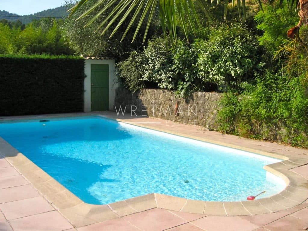 House with swimming pool – Bar-sur-Loup — photo 1