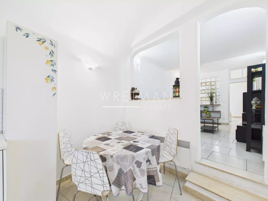 Charming 1-bedroom apartment – Menton Old Town — photo 1