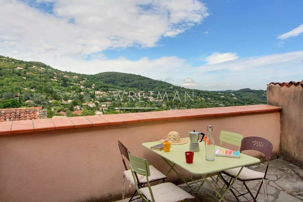 Charming village house with terraces – Seillans — photo 1