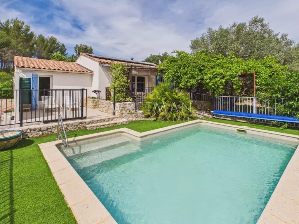 Beautiful villa with swimming pool and independent annex – Trans-en-Provence — photo 1